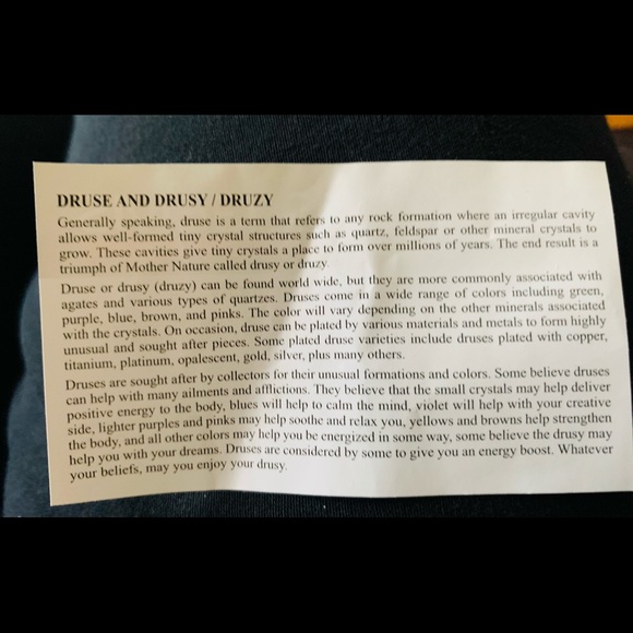 Beautiful Amethyst druse stone pendant necklace framed by gold tone metal NWT - Picture 9 of 9